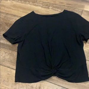 hollister black short sleeve knotted tee